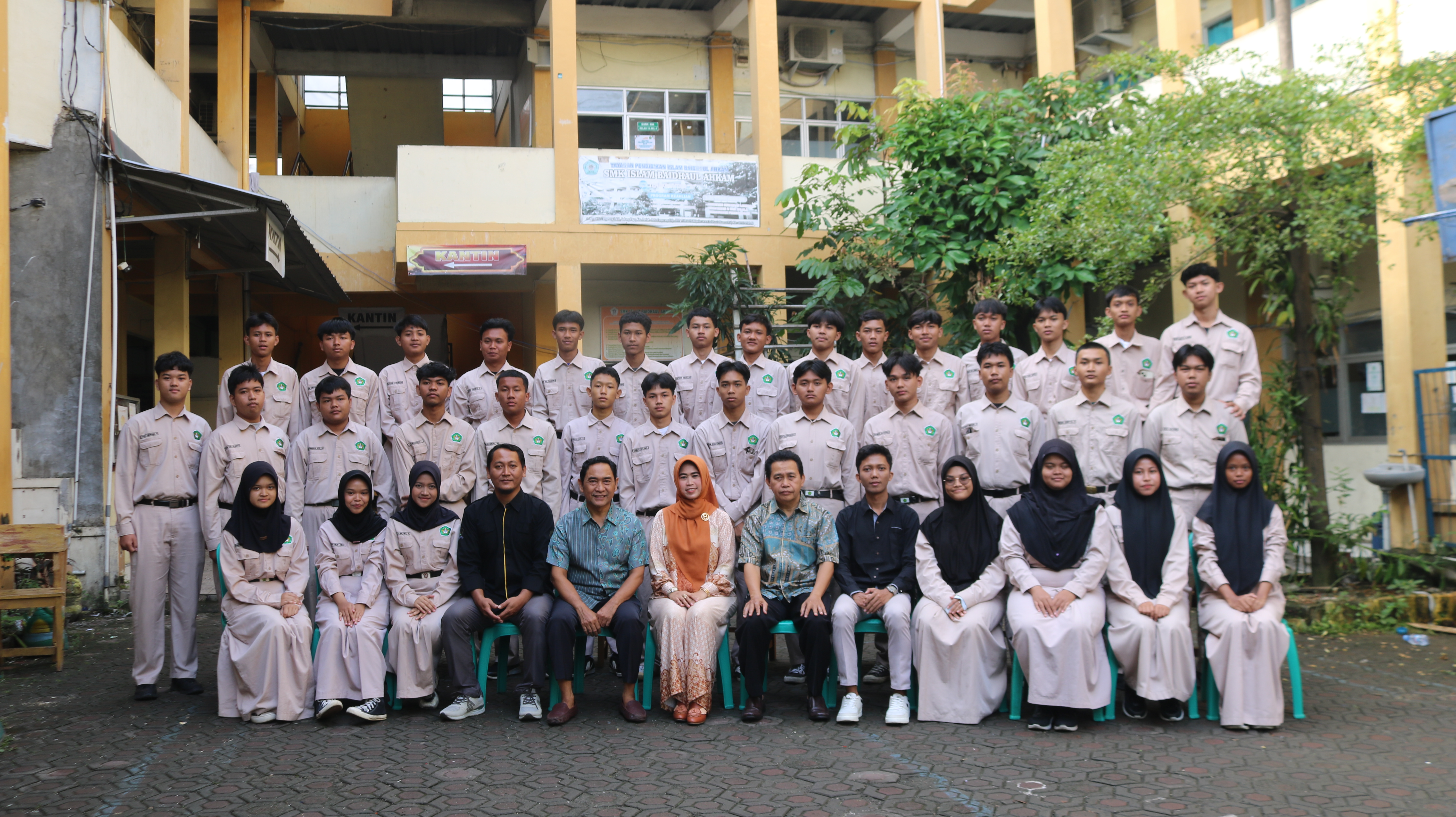 Teknik Jaringan Komputer dan Telekomunikasi